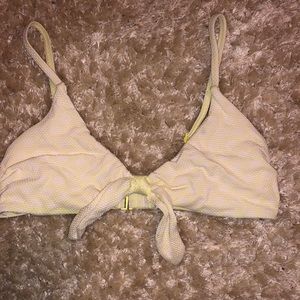 polka dot bikini top!